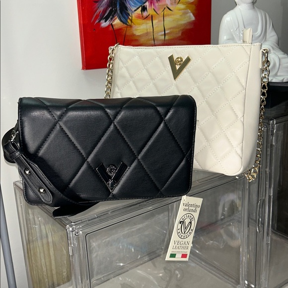 Valentino Orlandi White and Black Shoulder Bags - Picture 12 of 12